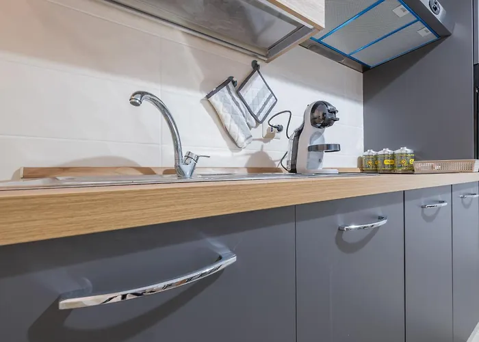 Damilhouse 5 Апартаменты *